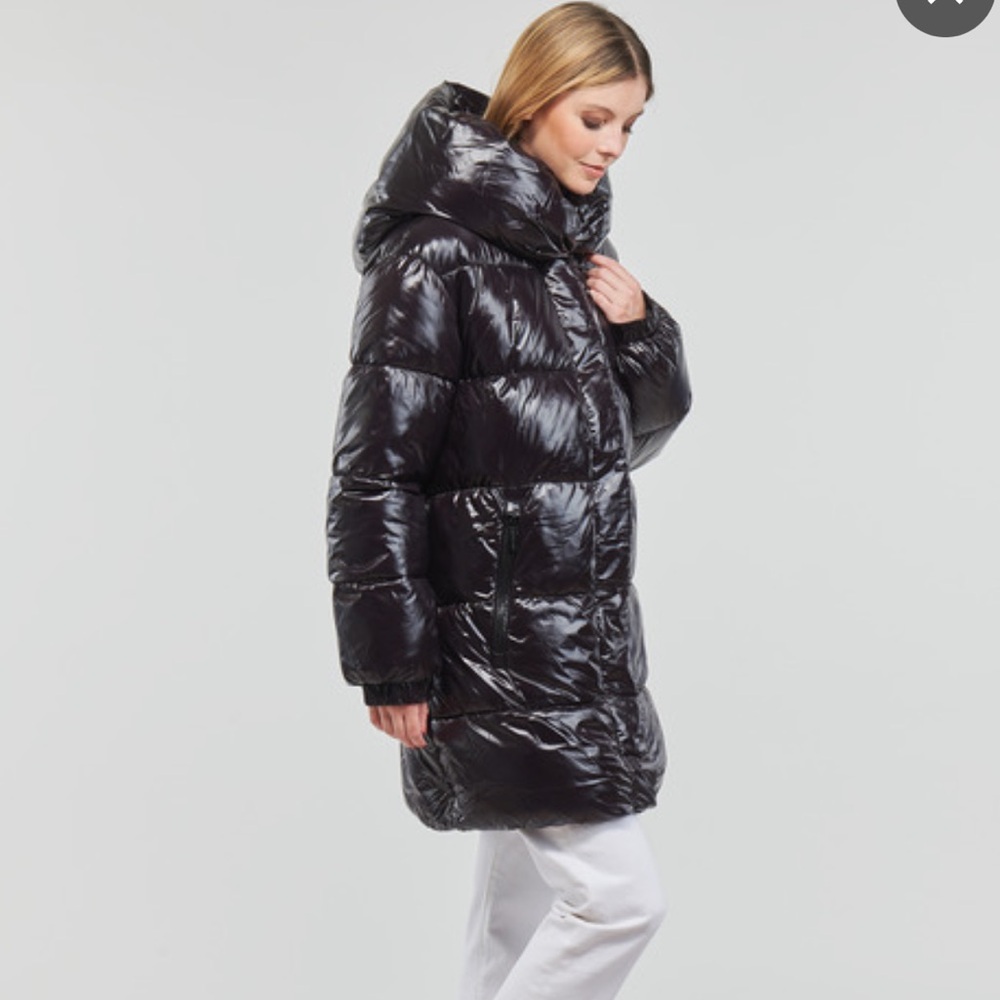 Woman Micheal Kors hooded  puffer jacket size large. Down/fathers fill no tags - Picture 3 of 10
